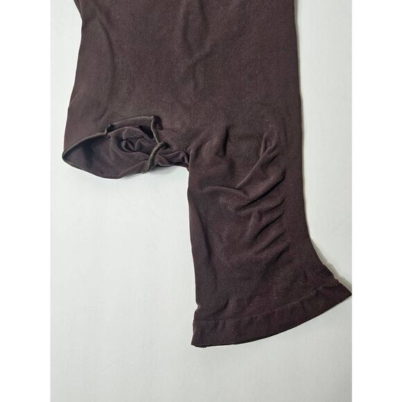 Skims sculpting shaper bottom Nwot - Picture 3 of 7